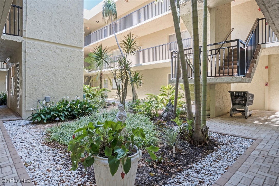 788 Park Shore DR H15