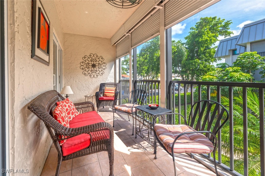 788 Park Shore DR B27