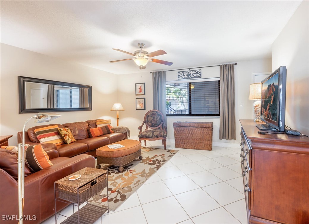 788 Park Shore DR B27