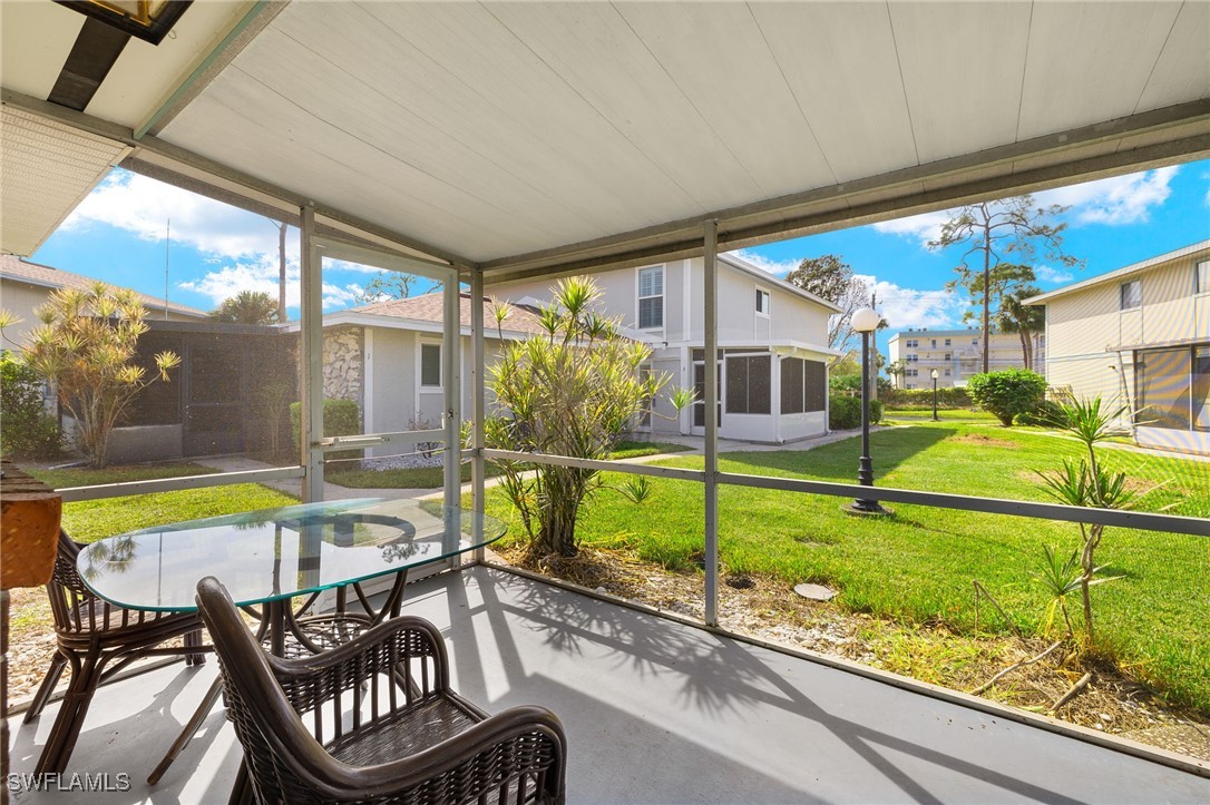 3266 Maple Leaf CIR 1