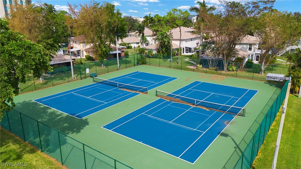 3266 Maple Leaf CIR 1