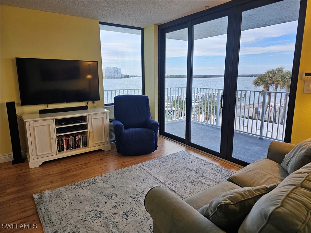 8701 Estero BLVD 204