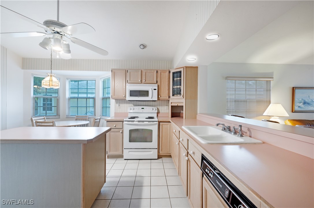 2852 Aintree LN K201