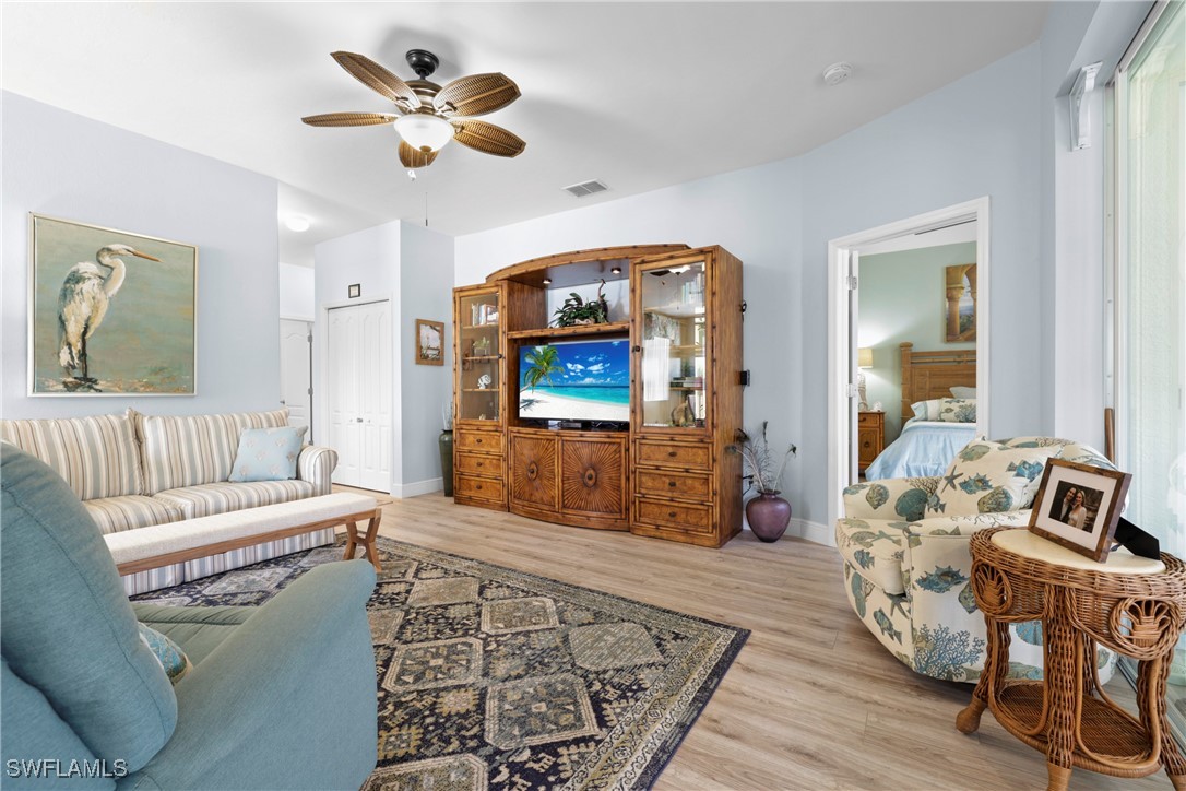 14198 Grosse Pointe LN