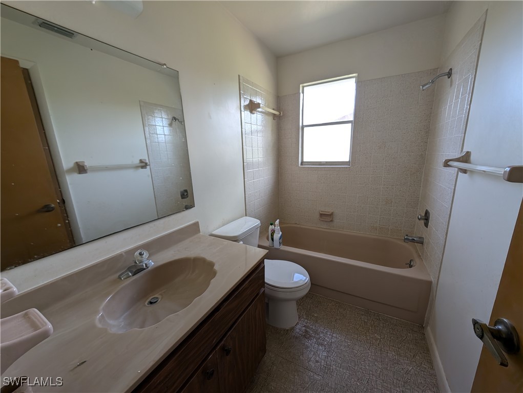 1523 Medford PL