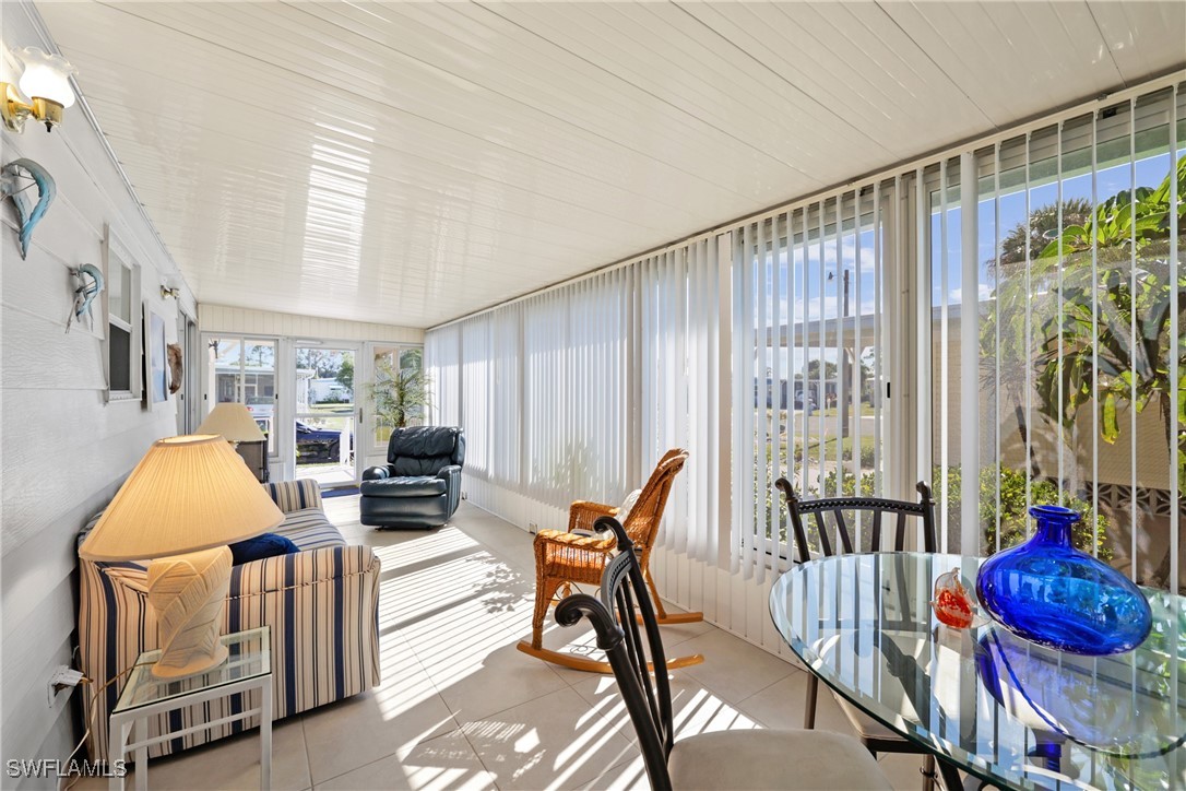 707 Palm Frond CT