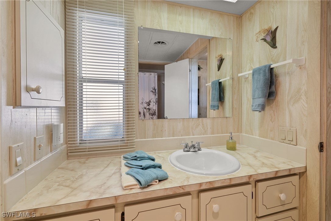 707 Palm Frond CT