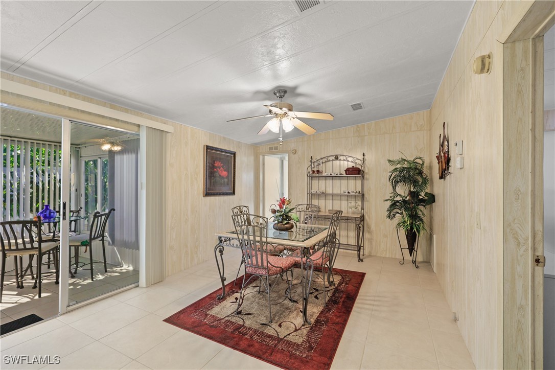 707 Palm Frond CT