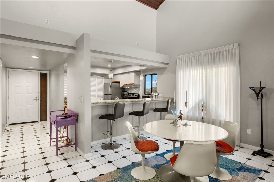 2065 W Lakeview BLVD C-5