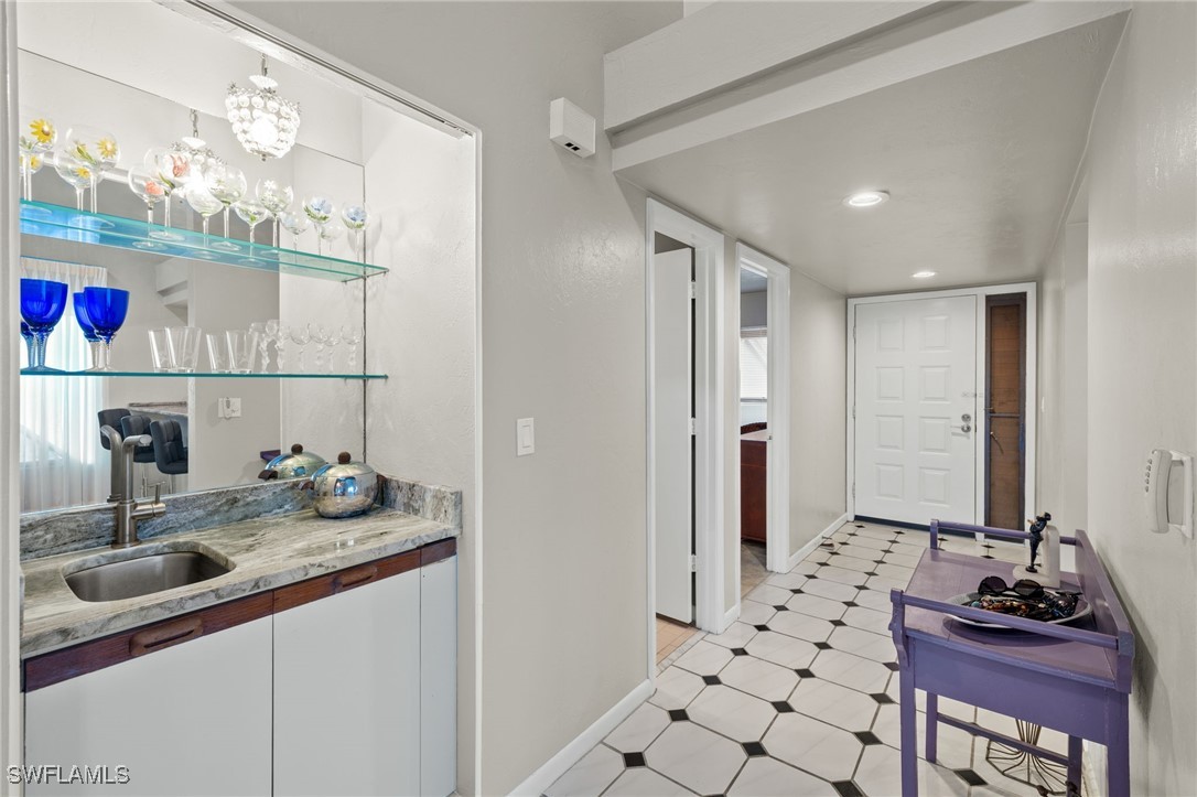 2065 W Lakeview BLVD C-5