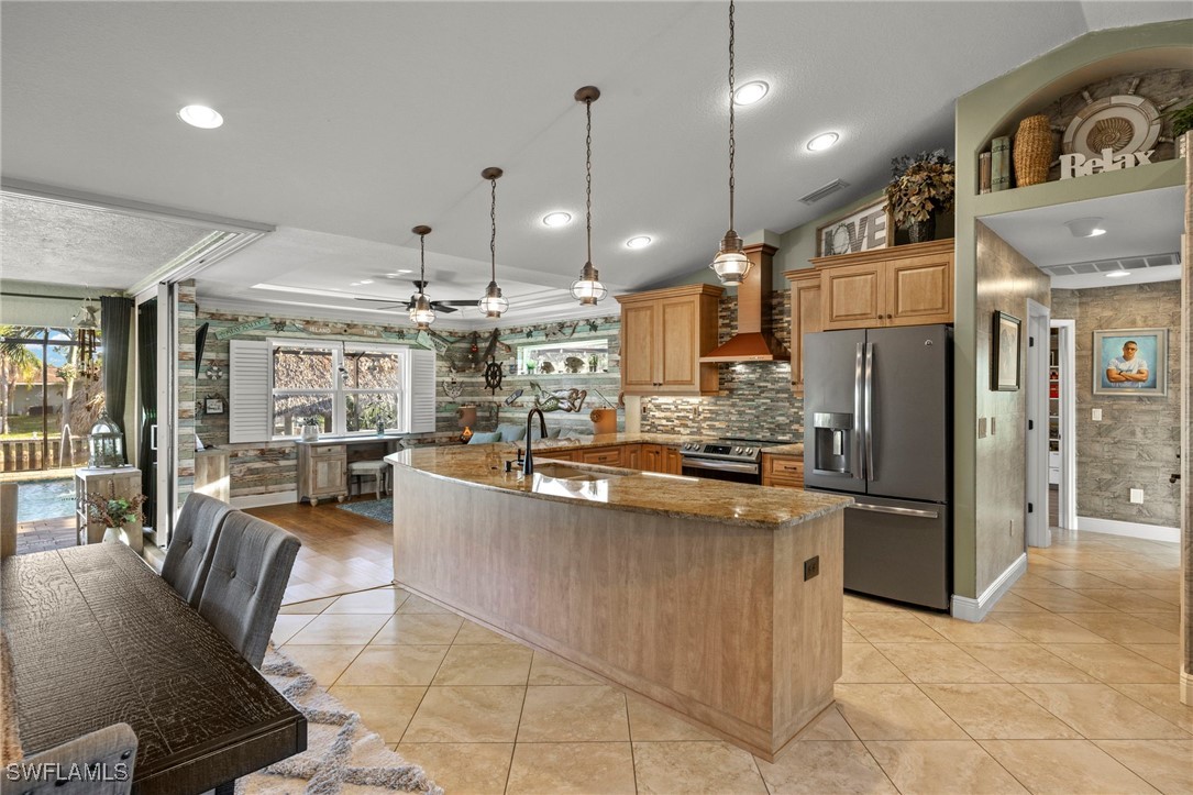 658 McDill DR