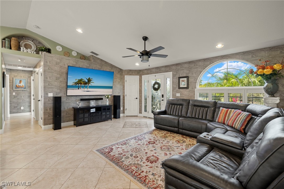 658 McDill DR