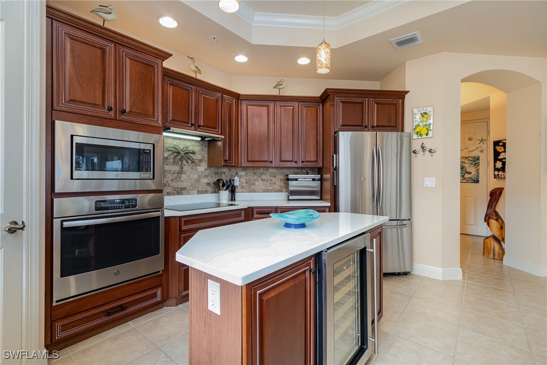 7513 Lake Valencia CT 2B