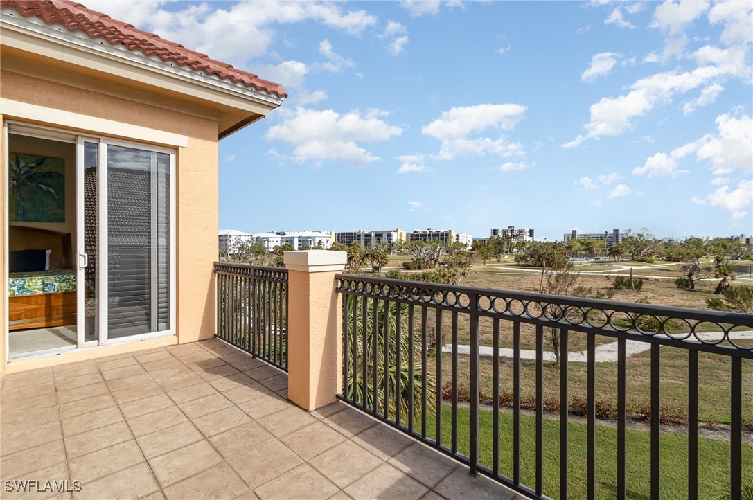 7513 Lake Valencia CT 2B