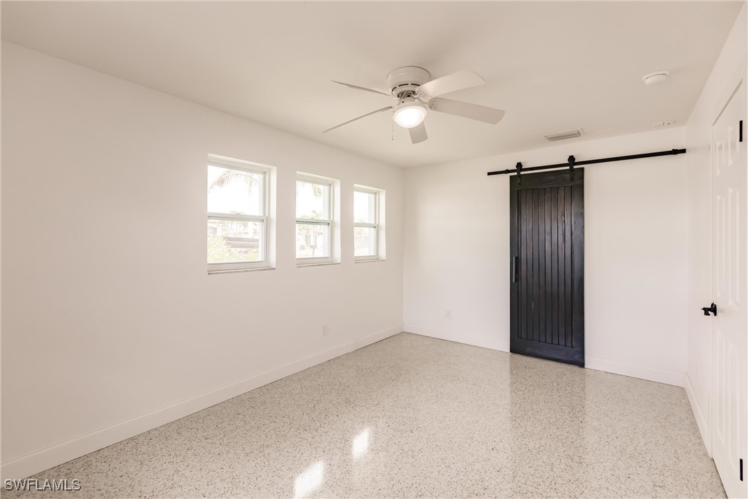 4911 Santa Monica CT