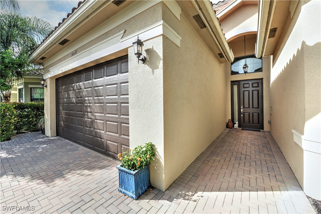 10027 Chesapeake Bay DR