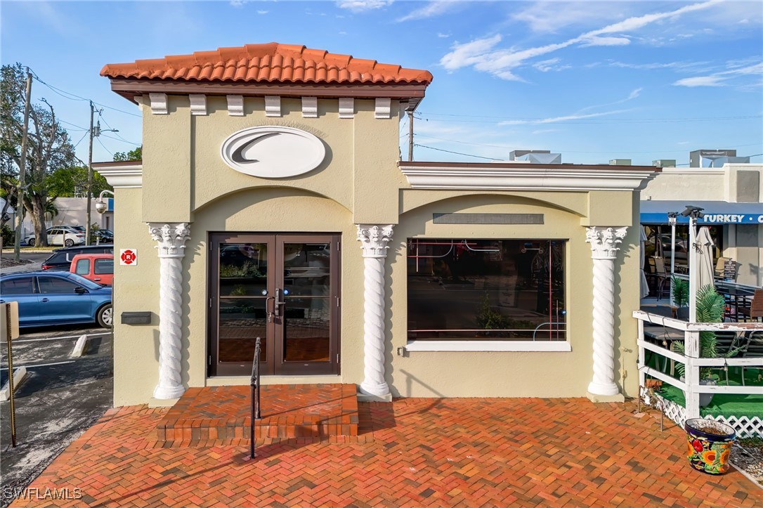 1213 SE 47th TER