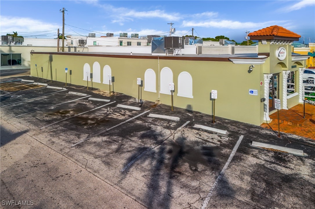 1213 SE 47th TER