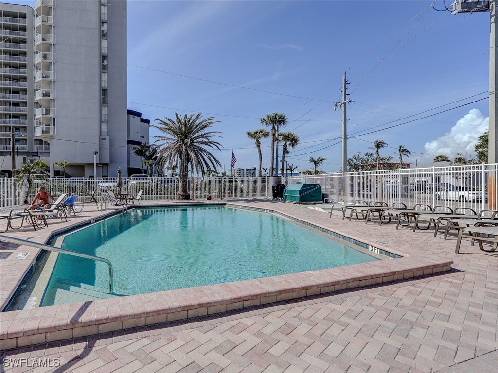 2088 Estero BLVD 3F