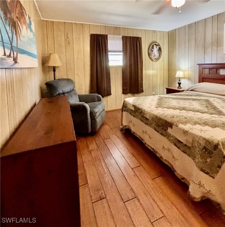 758 Knotty Pine CIR
