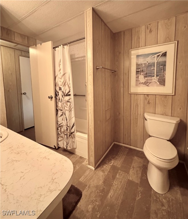 758 Knotty Pine CIR