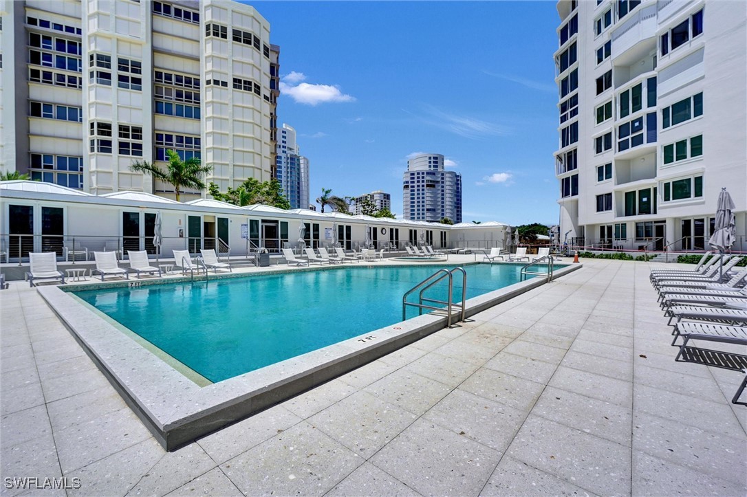 4041 Gulf Shore BLVD N 108