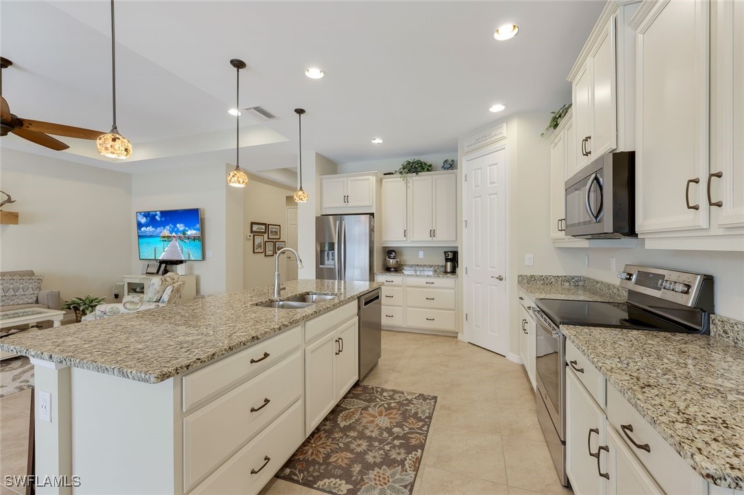 2971 Sunset Pointe CIR