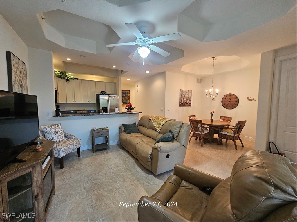 1806 Samantha Gayle WAY 117