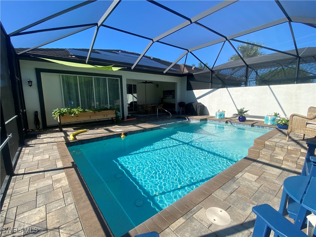 1123 S Town And River DR
