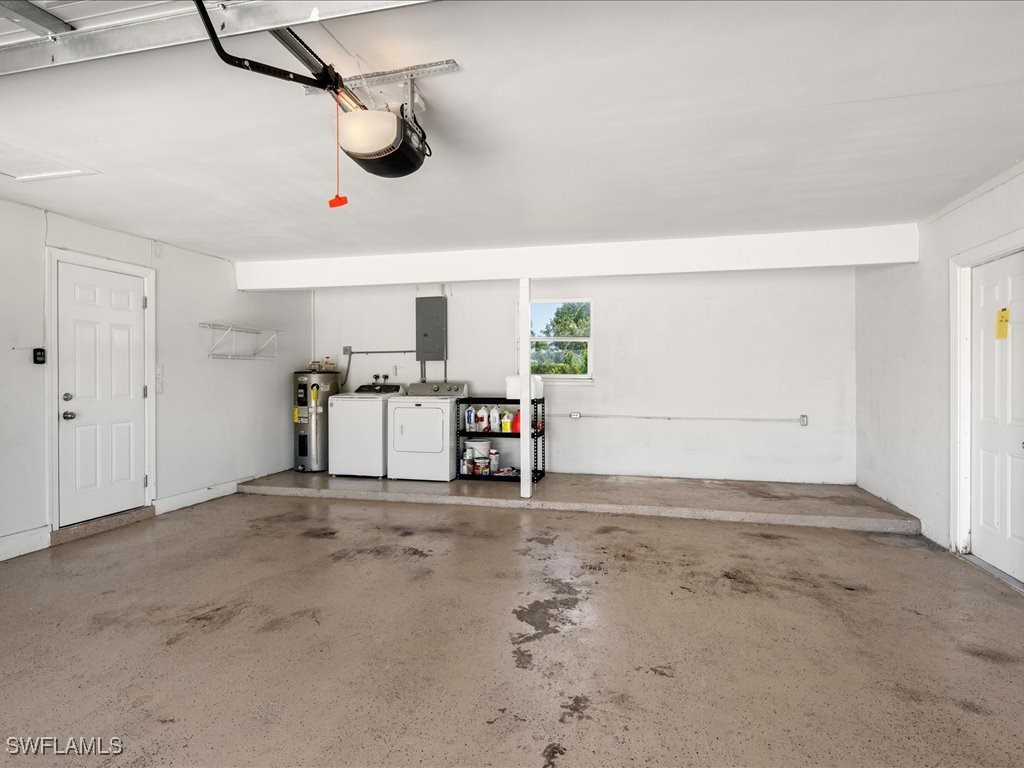 30 Hawaii BLVD 30