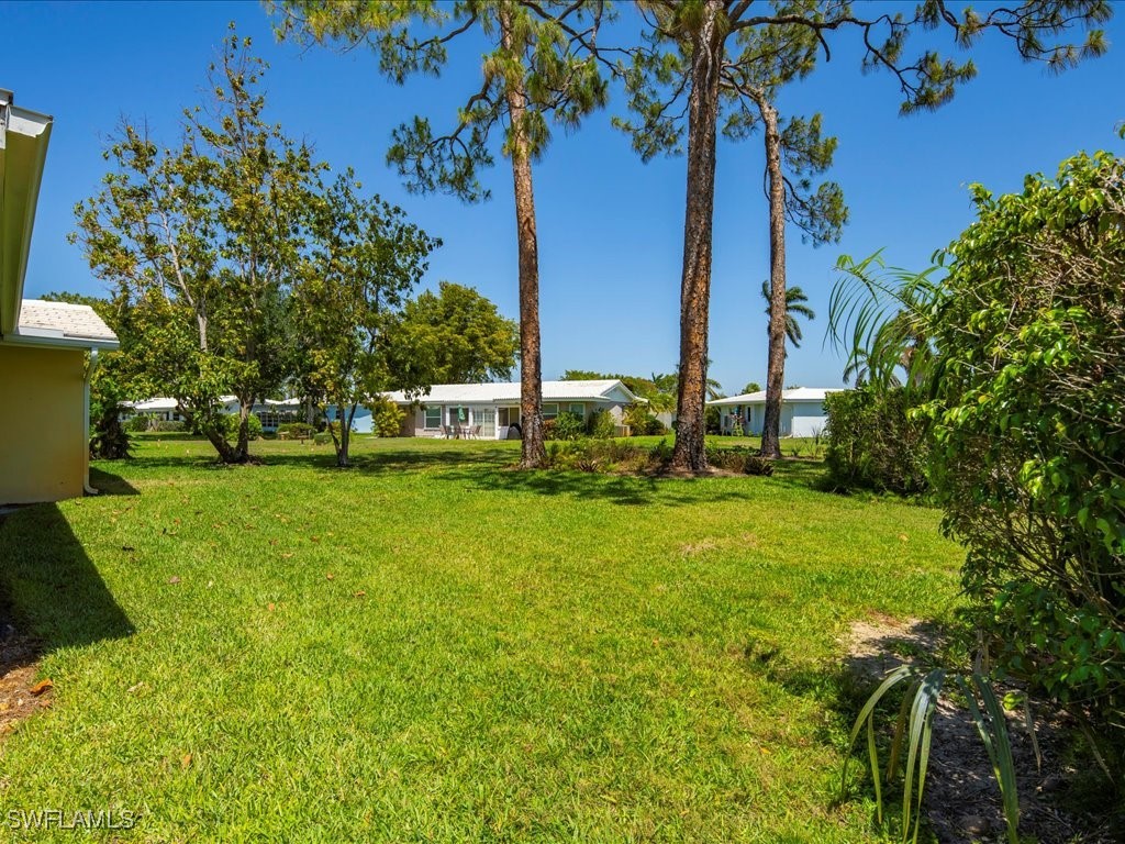 30 Hawaii BLVD 30