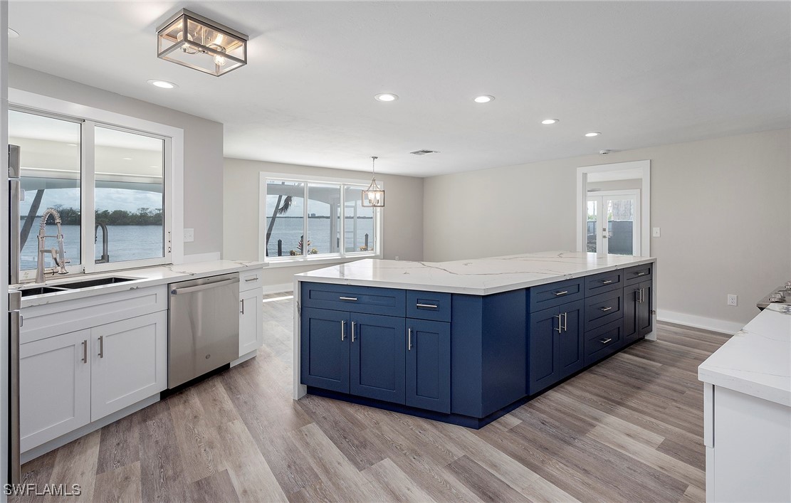 13 Bayview BLVD
