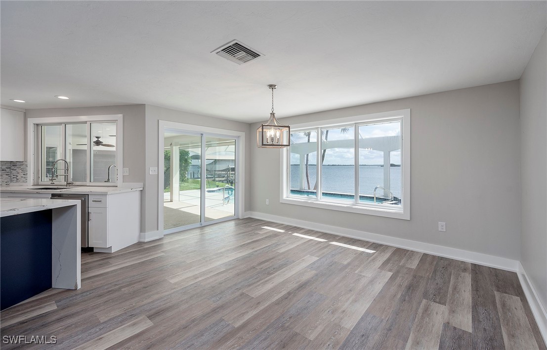 13 Bayview BLVD