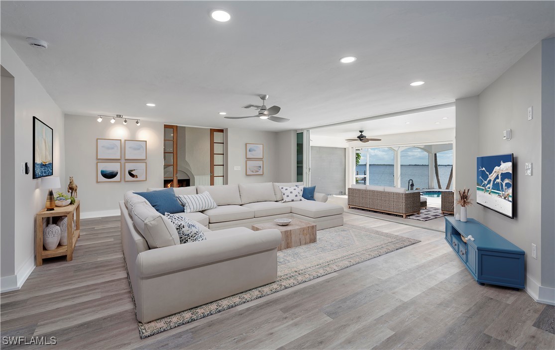 13 Bayview BLVD
