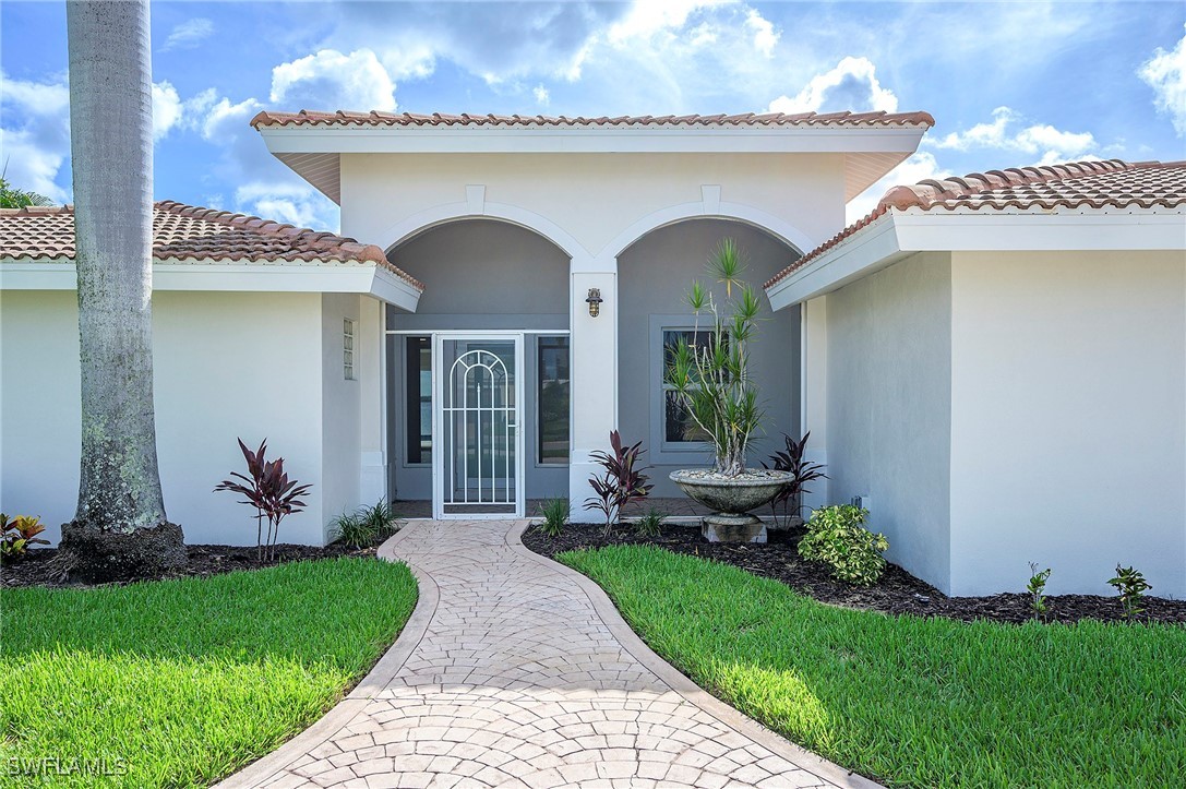 13 Bayview BLVD
