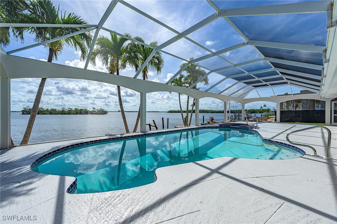 13 Bayview BLVD
