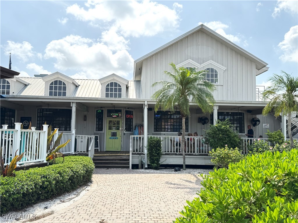 2090 Matecumbe Key RD 1404