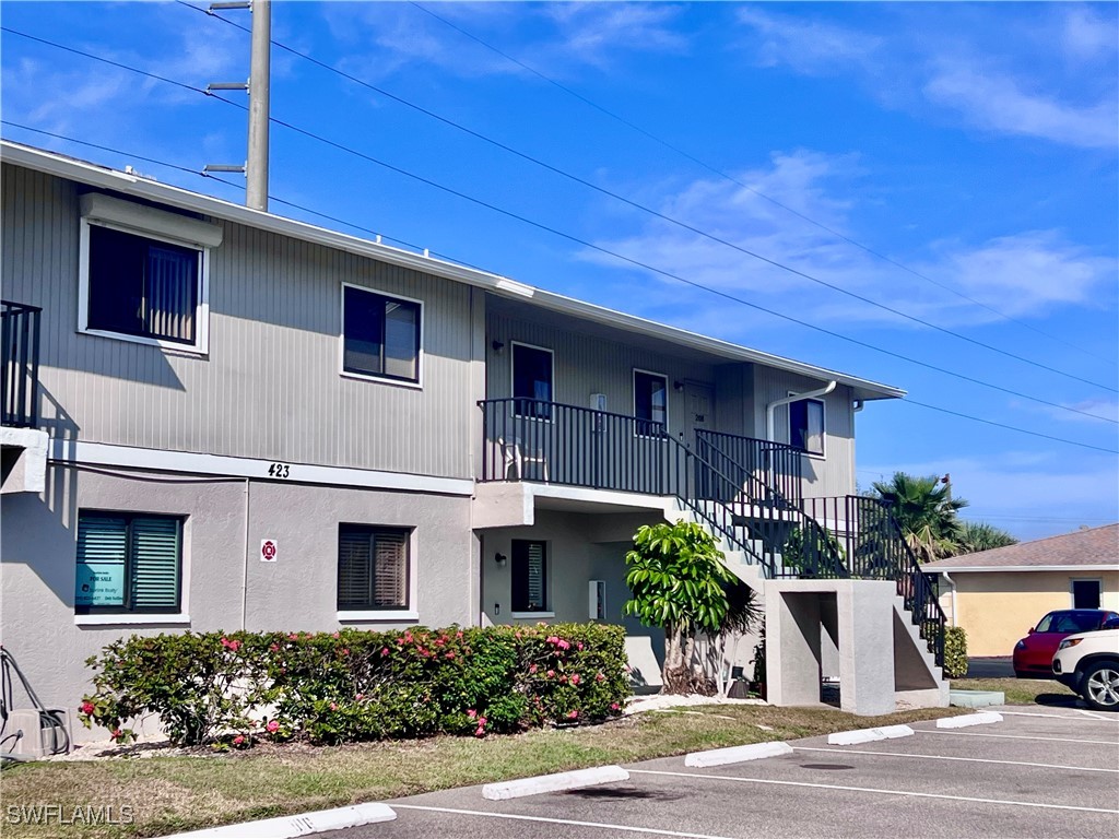 423 Cape Coral PKWY W 103