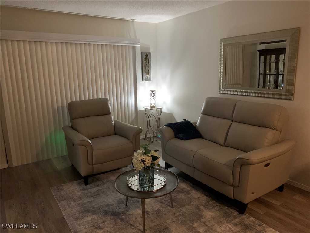 423 Cape Coral PKWY W 103