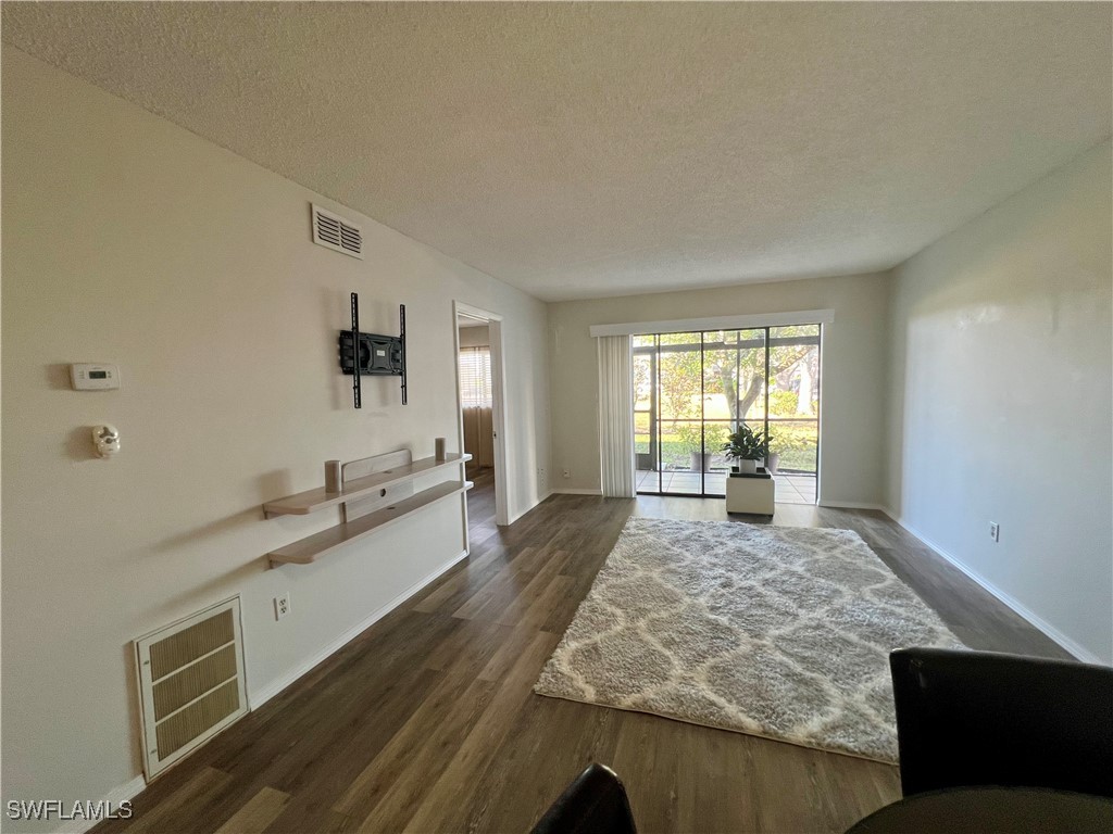 423 Cape Coral PKWY W 103