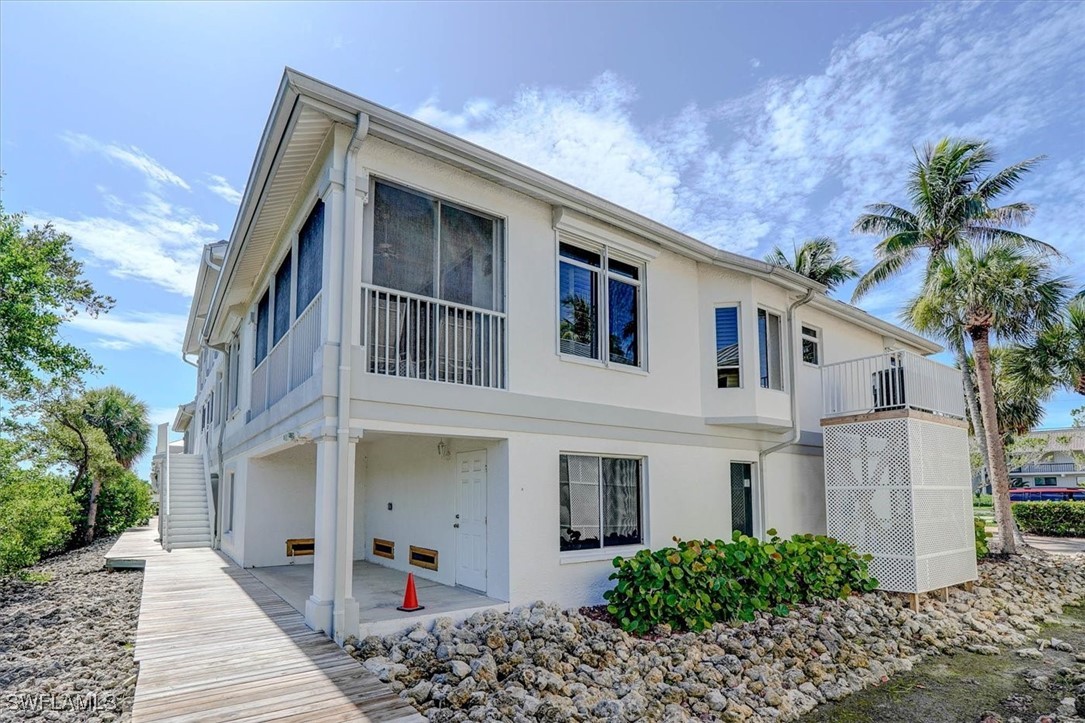 221 Lenell RD 5A