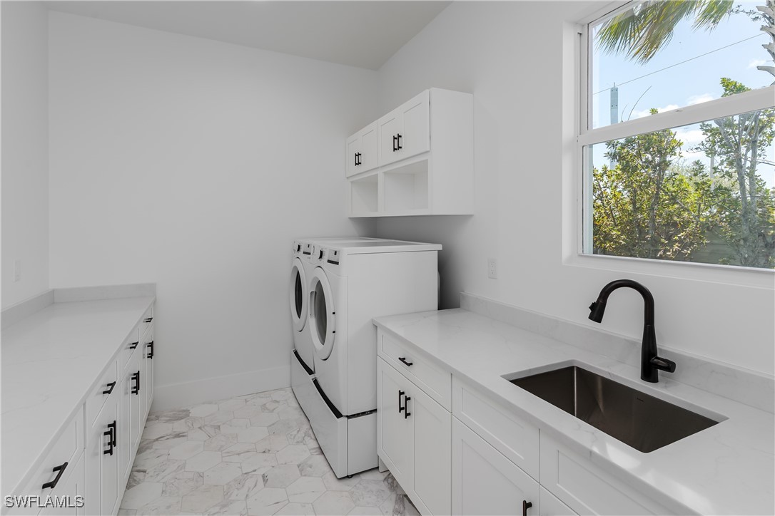 2854 Coach House WAY