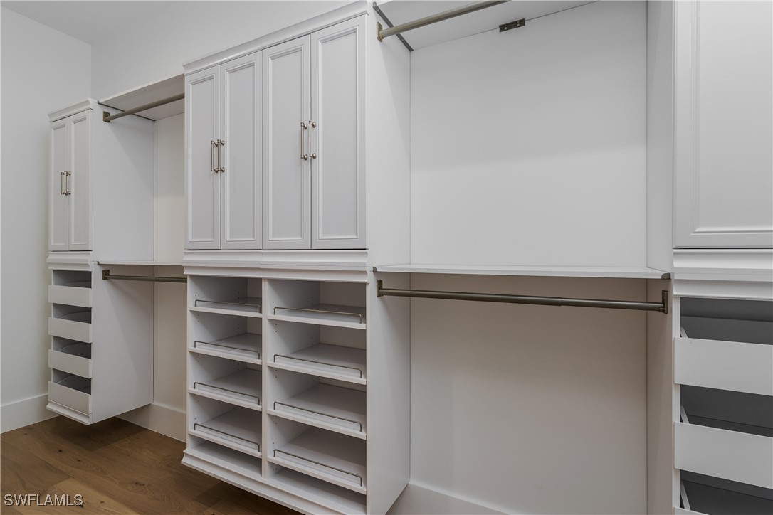 2854 Coach House WAY