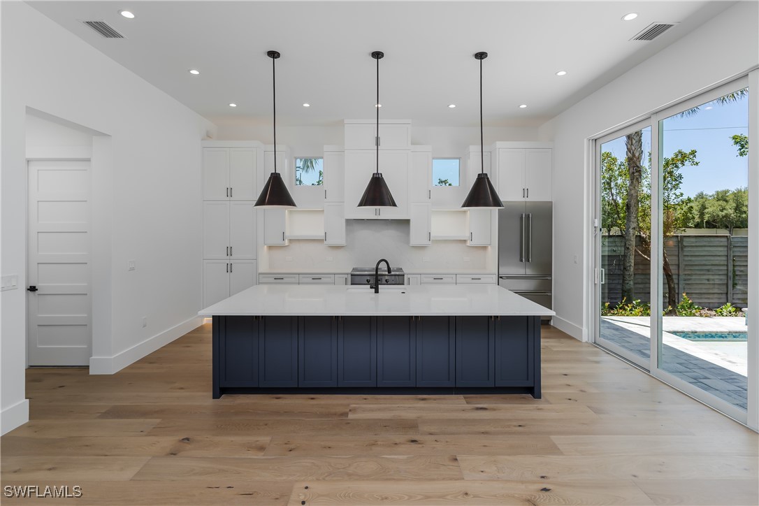 2854 Coach House WAY