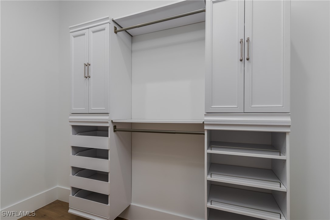 2854 Coach House WAY