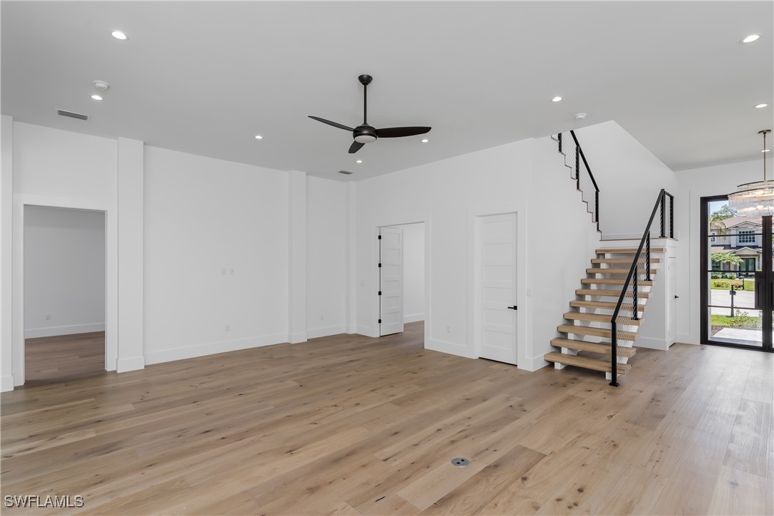 2854 Coach House WAY