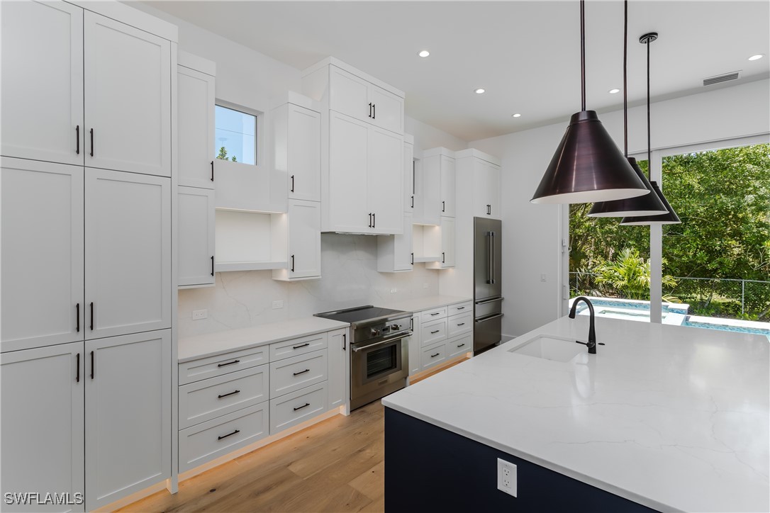 2854 Coach House WAY