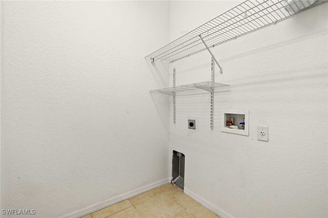 8169 Silver Birch WAY