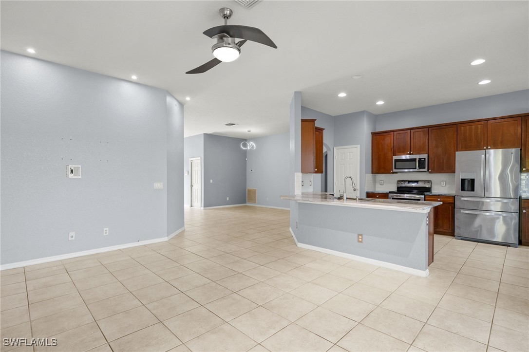 8169 Silver Birch WAY