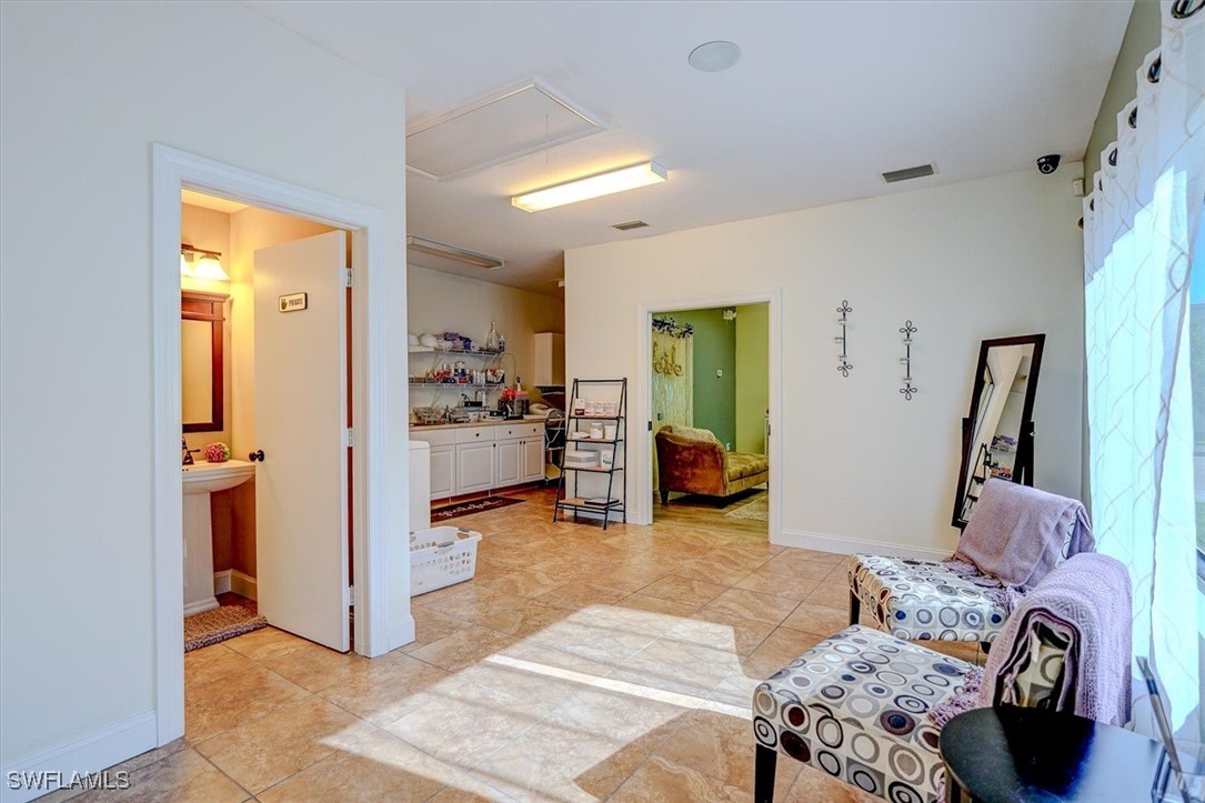 1404 Del Prado BLVD S 100 & 105